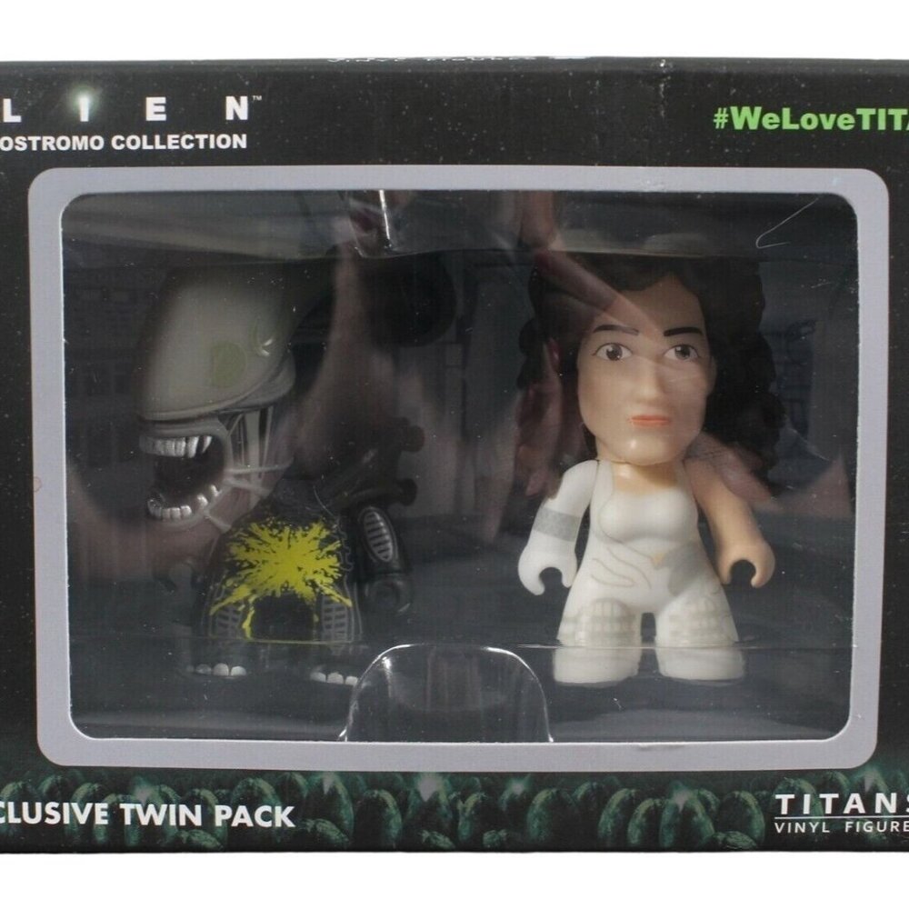 Titans Aliens The Nostromo Collection Exclusive Twin Pack Vinyl Figures